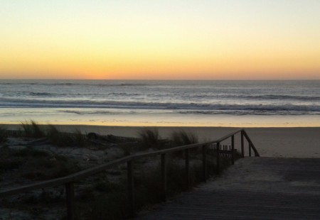 A minha praia de eleição! Não há melhor sensação do que a de ouvir o rebentar das ondas do mar..